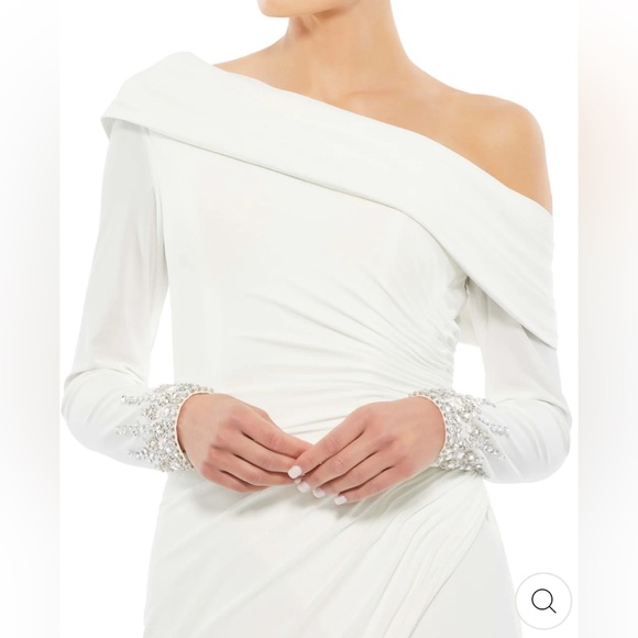 NWT MAC DUGGAL BEADED CUFF DROP SHOULDER FAUX WRAP GOWN SIZE 8-6386 - Picture 3 of 4